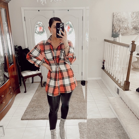 Meet your Posher, Dana - Picture 1 of 13